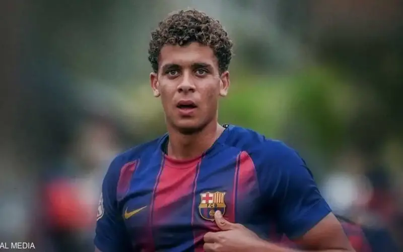 برشلونة يضم الموهبة حمزة عبد الكريم لتدعيم صفوفه بعقد طويل الأمد